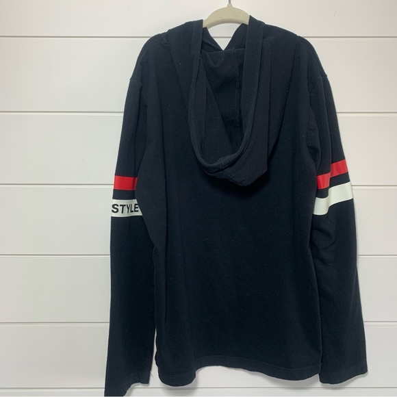 Gap Disney Goofy Rare Glow in the dark Hoodie- Super Adorable size M - Picture 4 of 10